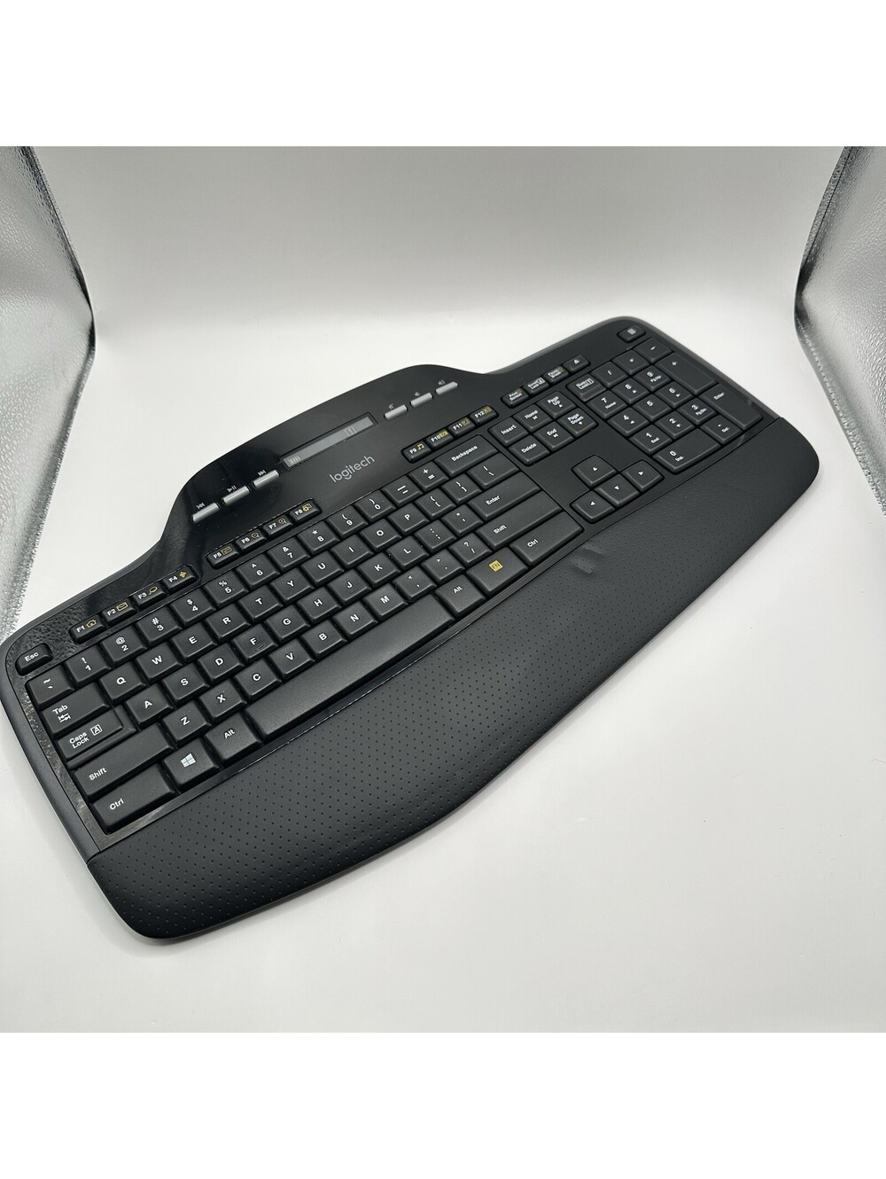 Logitech K710 Wireless Keyboard No Dongle. Tested.